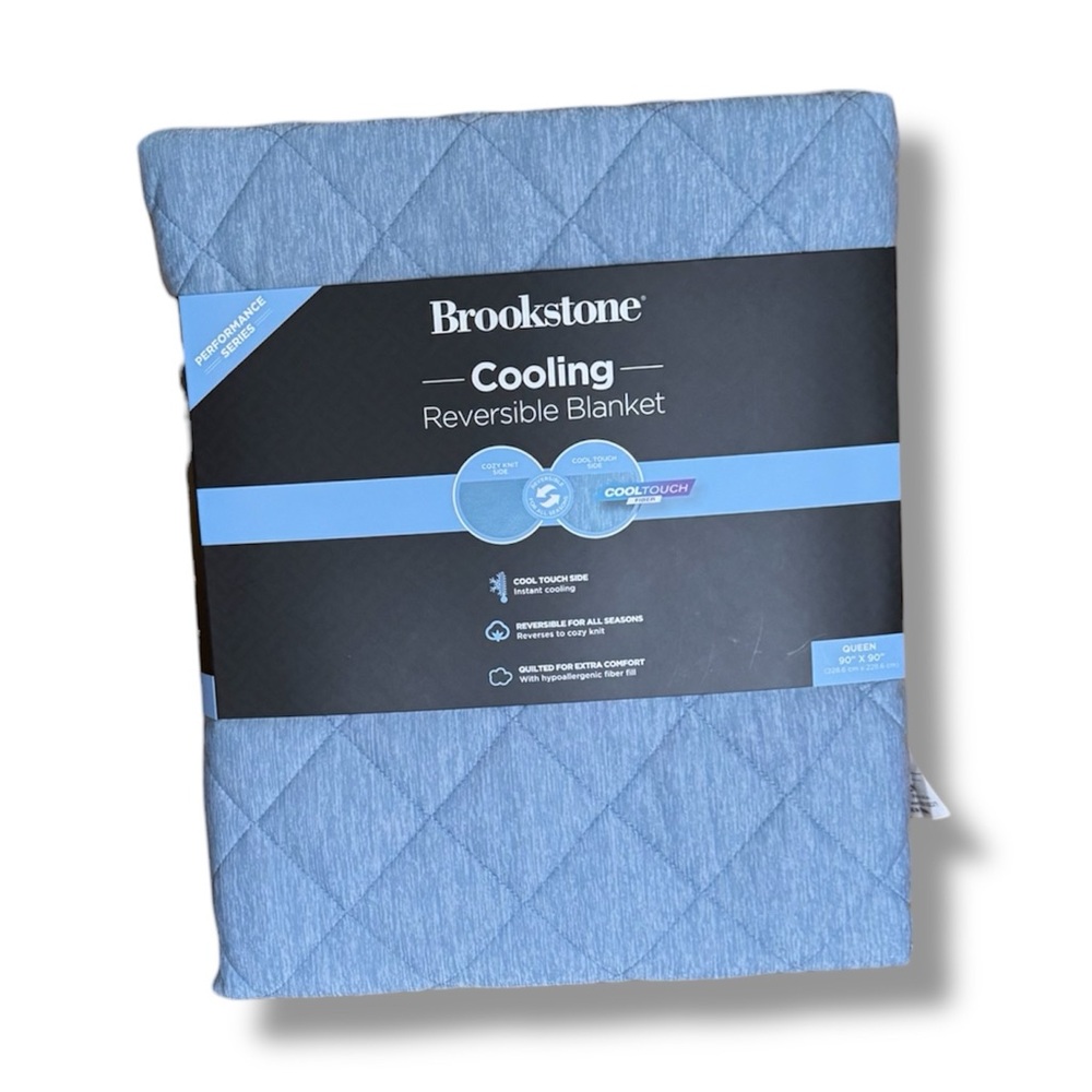 Brookstone Cooling Reversible Blanket - Light Blue